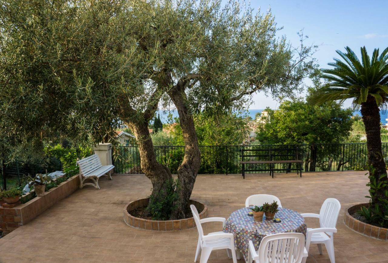 Villa Santa Lucia Cefalù Exteriör bild